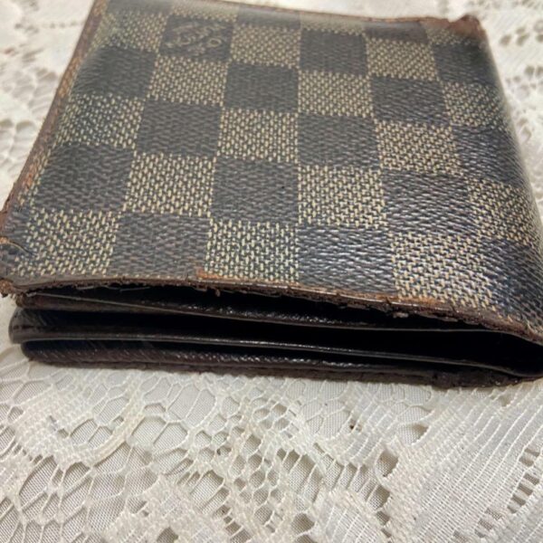 Vintage, Authentic Louis Vuitton Famier Ebene Mens Credit Wallet 4.5in x 4in