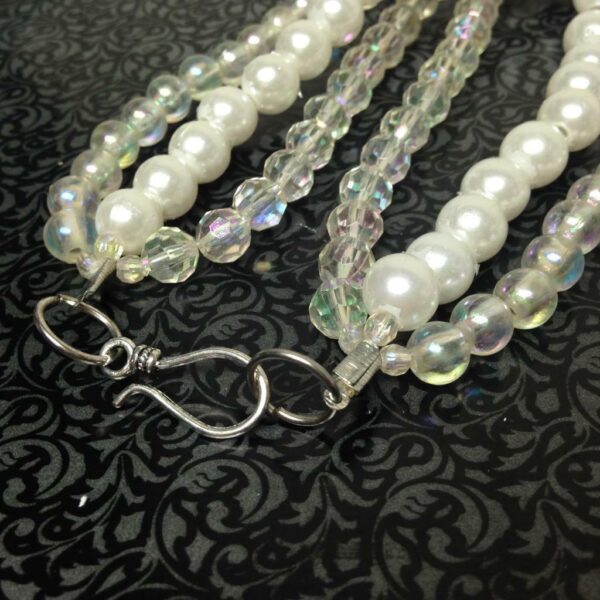 Vintage, Multi-Layer 3-Strands, Pearl, Faceted, Iridescent Beads 20inch Necklace