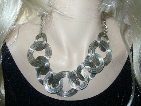 Beautiful, 16-inch Silver-toned Eternity Link Necklace