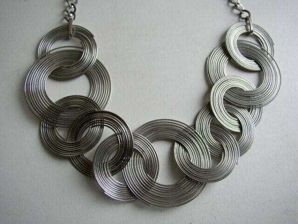 Beautiful, 16-inch Silver-toned Eternity Link Necklace