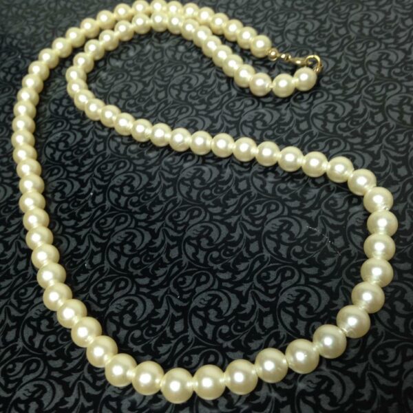 Vintage, Pearl Beaded 24in Long Necklace