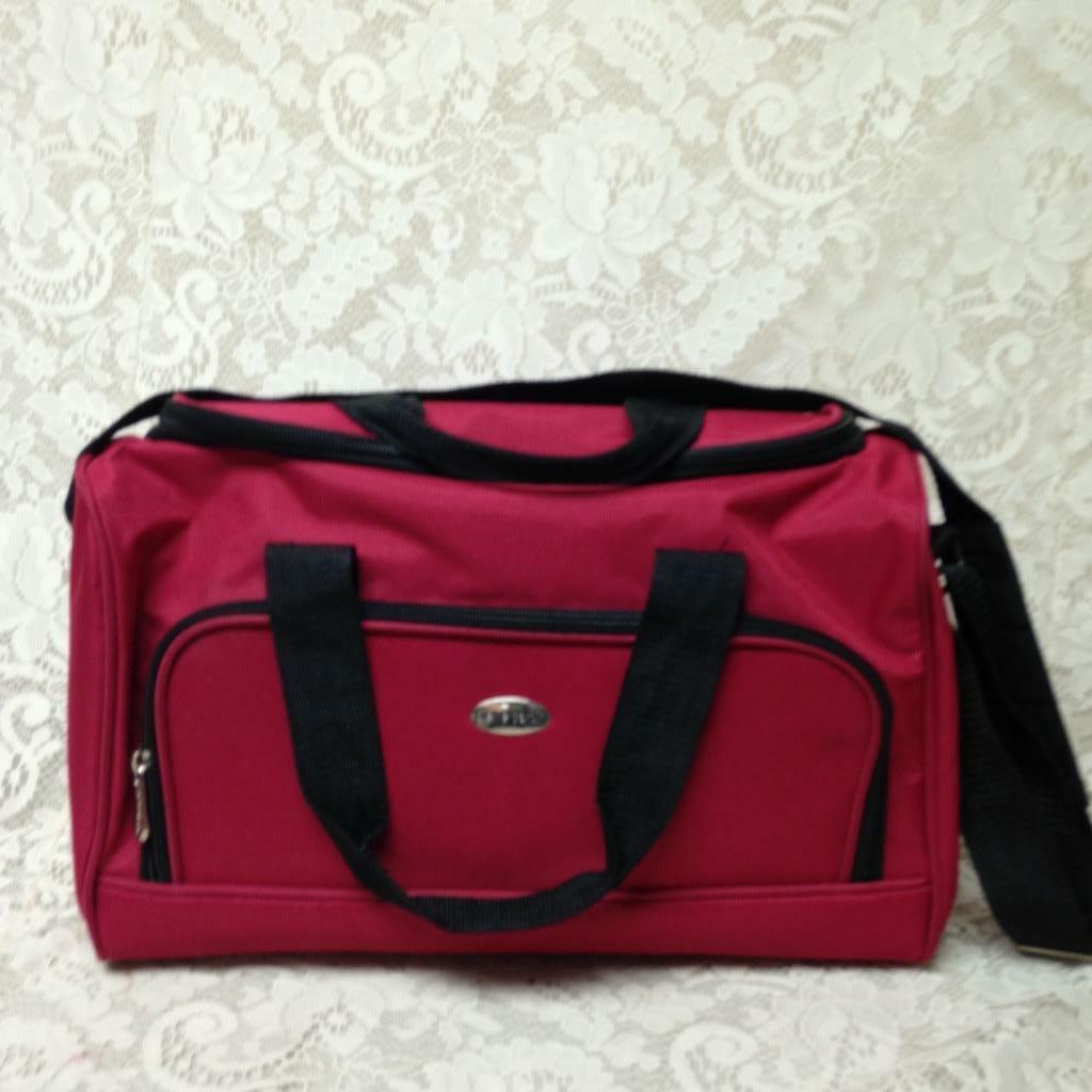 Pierre Cardin, Red and Black Travel Case or Overnight Bag 15.5in x 10.5in x 5in