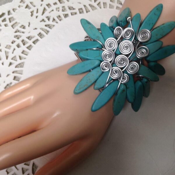 Beautiful, Chunky, Silver Tone Wired Turquoise Adjustable Cuff Bracelet