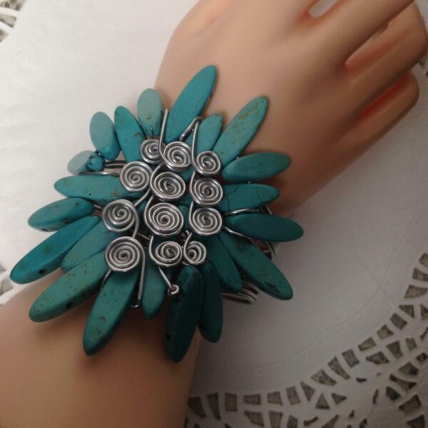 Beautiful, Chunky, Silver Tone Wired Turquoise Adjustable Cuff Bracelet