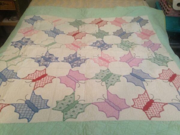 Vintage, Beautiful Butterfly Quiltt, Coverlet, Bed spread 64in x 64in