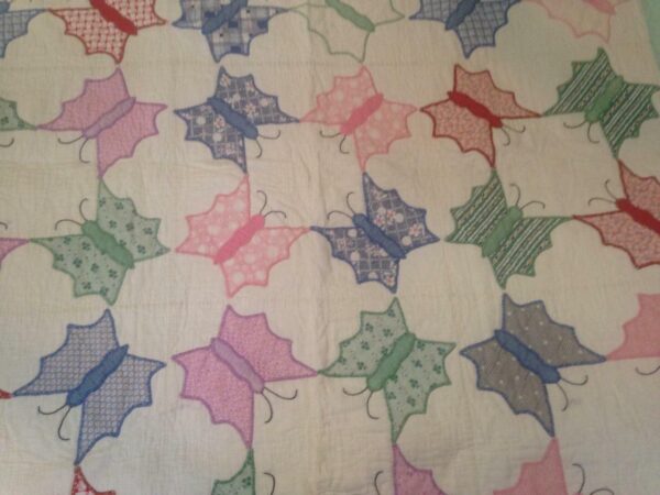 Vintage, Beautiful Butterfly Quiltt, Coverlet, Bed spread 64in x 64in