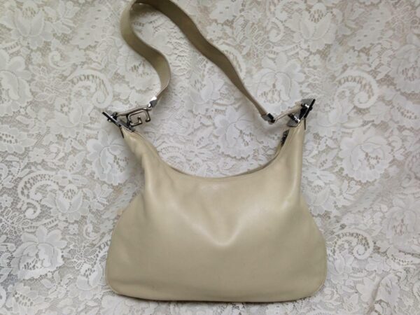 Vintage Gucci Italy Beige Leather Shoulder Bag 14in x 12in x 2in