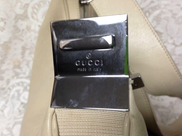 Vintage Gucci Italy Beige Leather Shoulder Bag 14in x 12in x 2in