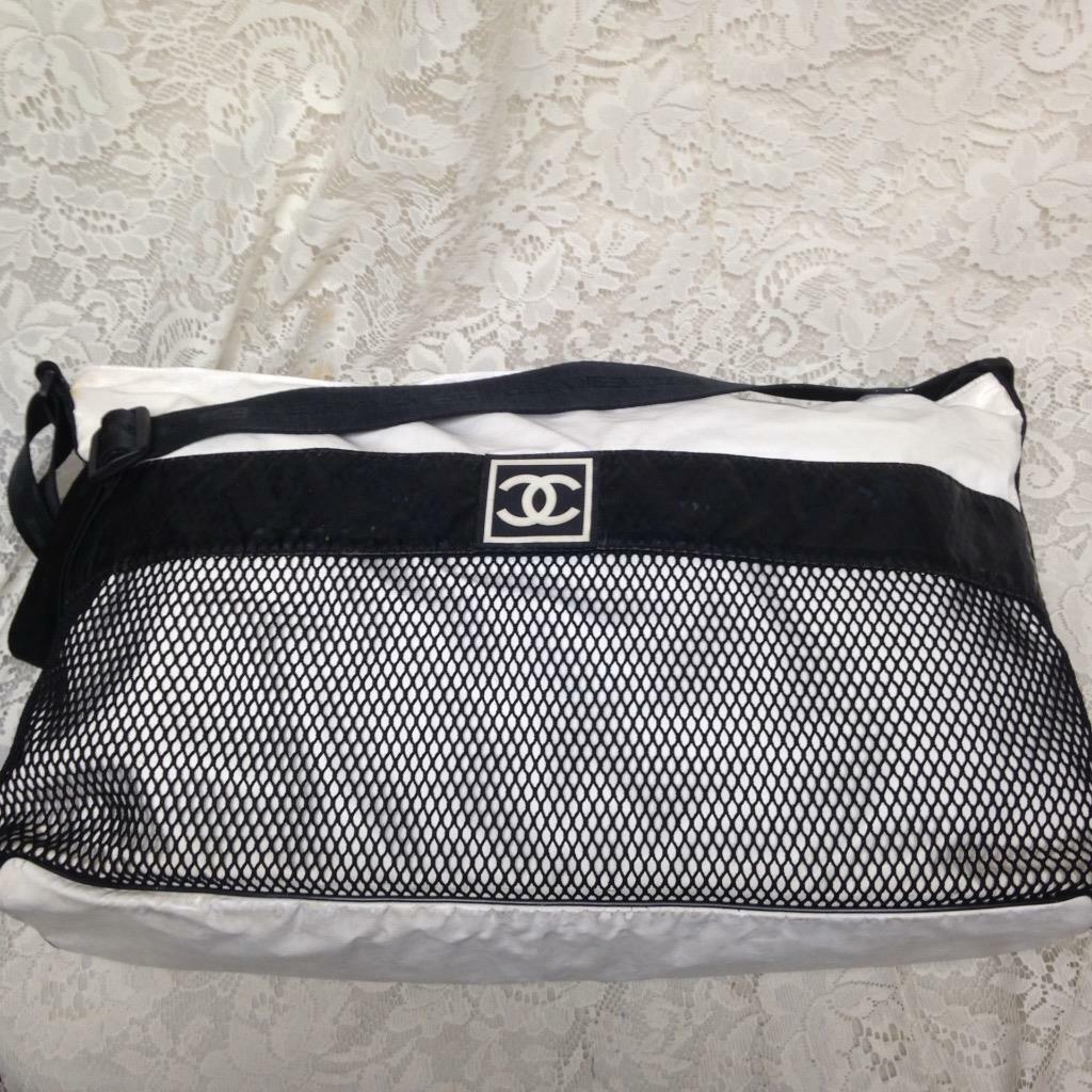 Chanel, White-Black, Large, Weekender-Beach Hand Bag 12in H x 20in L x 5in W