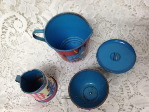 1940-50s Ohio Art, Red Plaid 14-pc Child’s Tin Tea Set