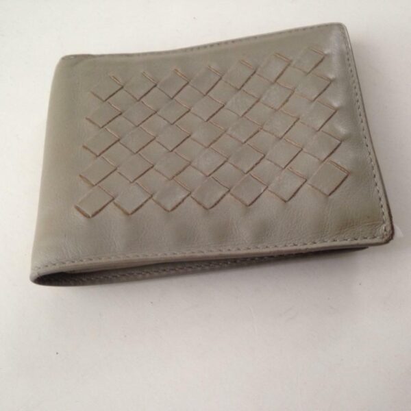 Authentic Bottega Veneta Beige Leather Bifold Men's Wallet 4.5in x 4in