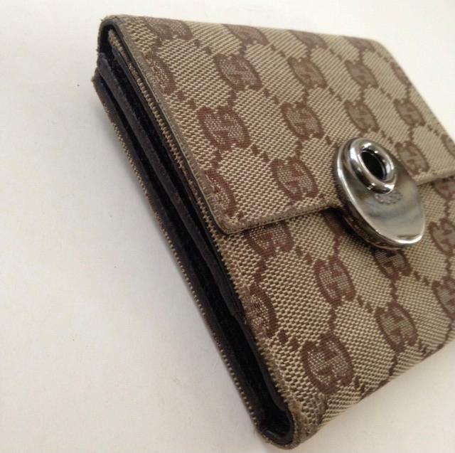 Authentic, Gucci Brown Mono Canvas Compact Bi-fold Wallet 4.5in x 4.5in