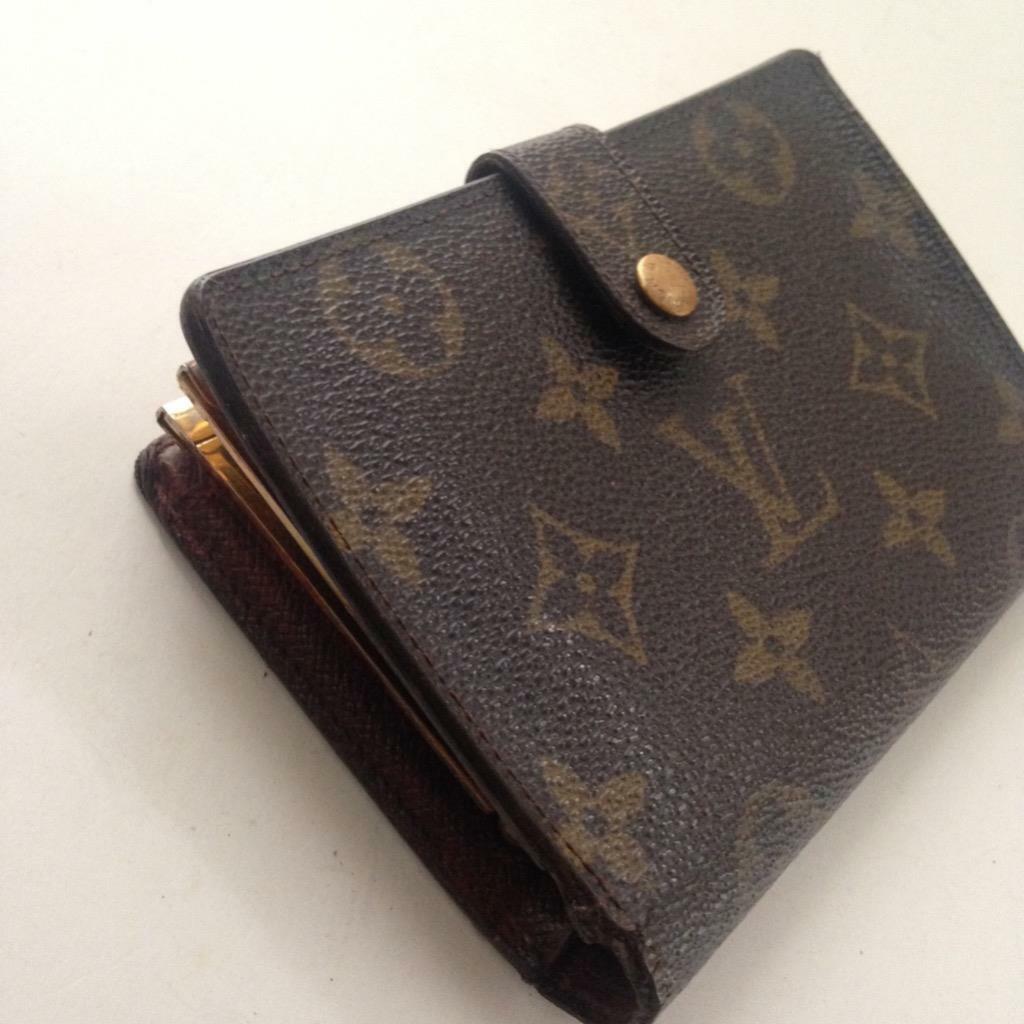 Louis Vuitton Brown Mono Compact Kisslock Bifold Wallet 5.5inx4in (SD0922)