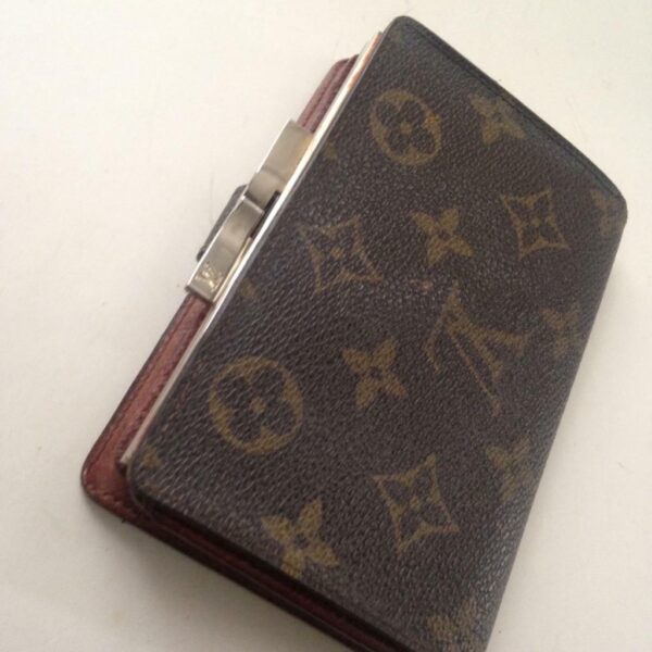 Louis Vuitton Brown Mono Compact Kisslock Bifold Wallet 5.5inx4in (SD0922)