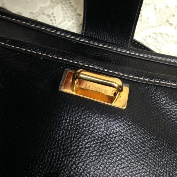 Authentic Loewe, Spain Black Genuine Leather Shoulder-Crossbody 9in x 8in x 2in