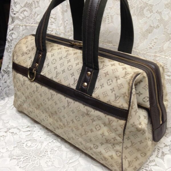 Louis Vuitton, Mini Lin Beige Josephine GM Handbag-Crossbody VI0012