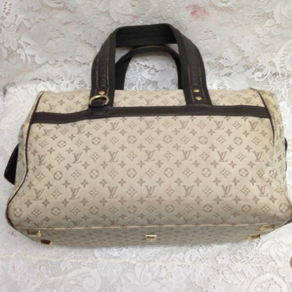 Louis Vuitton, Mini Lin Beige Josephine GM Handbag-Crossbody VI0012