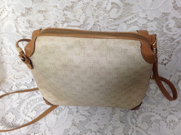 Vintage Gucci Italy Beige Mono-Brown Leather Trim Cross Body 9in x 6.5in x 3in