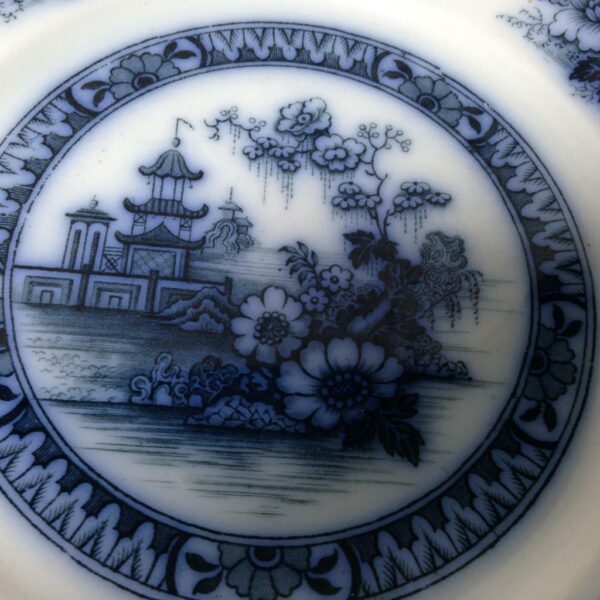 Antique, Rare, Yeddo, England, Variant Flow Blue Willow 10in Dinner Plate