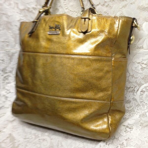 Authentic Coach Gold Vernis Enamel Leather Shoulder Bag 13in x 13in x 3in