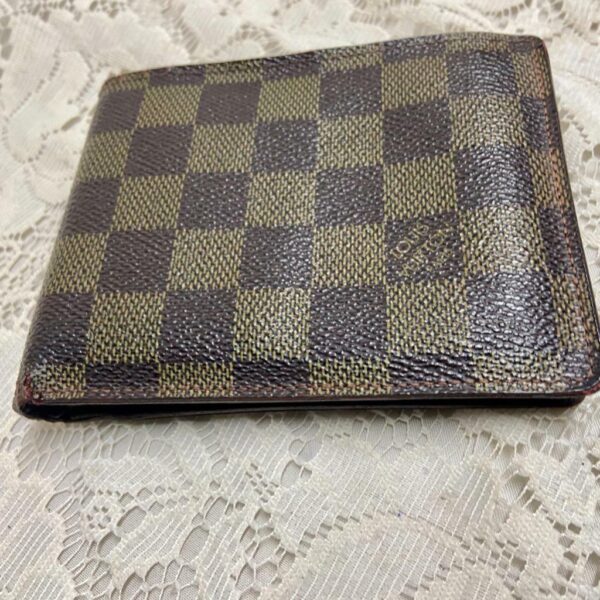 Vintage, Authentic Louis Vuitton Famier Ebene Mens Credit Wallet 5in x 4in