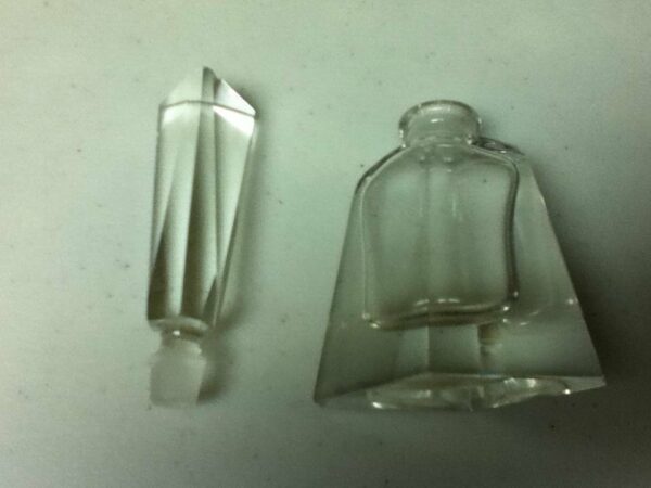 Art Deco Triangular Shaped, Clear Glass Perfume or Scent Bottle with Lid