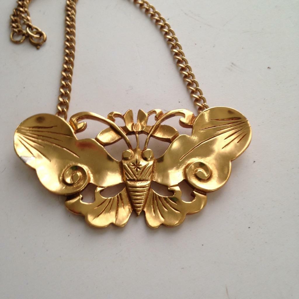 Beautiful, Custom Made Butterfly Gold Plated 16in Choker Necklace