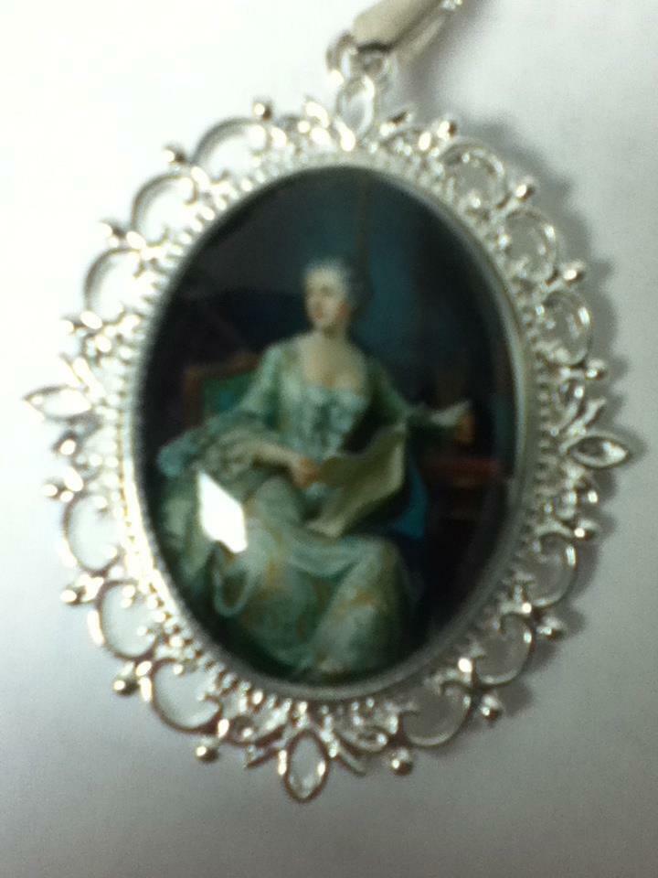 Glass Cabochon Cameo of Lady in Green Gown Brooch-Pendant w/ 925 Chain Necklace