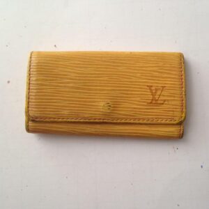 Louis Vuitton, Yellow Epi Leather 4-Hooks Key Case 4.25in x 2.5in (CA0999)