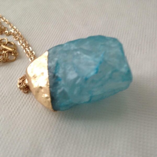 Stunning, Gold Tone, Faux Aquamarine Nugget Pendant Necklace (B)