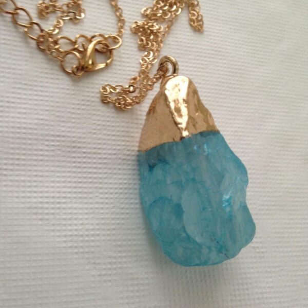 Stunning, Gold Tone, Faux Aquamarine Nugget Pendant Necklace (B)