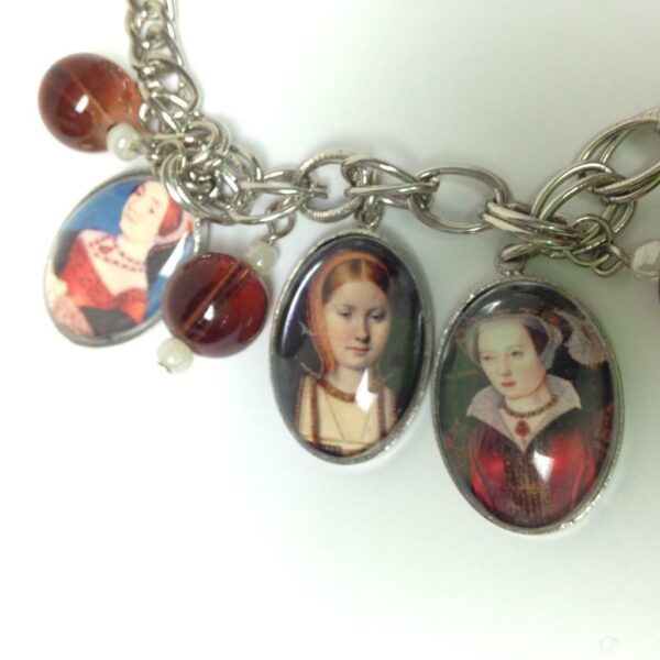 Vintage, Rare, Henry VIII and His Ladies, Charm-Pendant 20in Chain Necklace