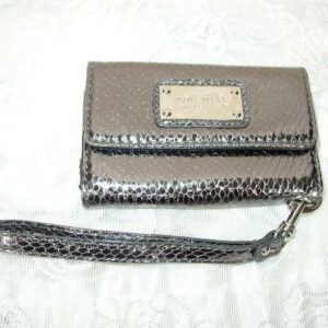 Beautiful, Nine West Wristlet Purse -Wallet with Cell Phone Case