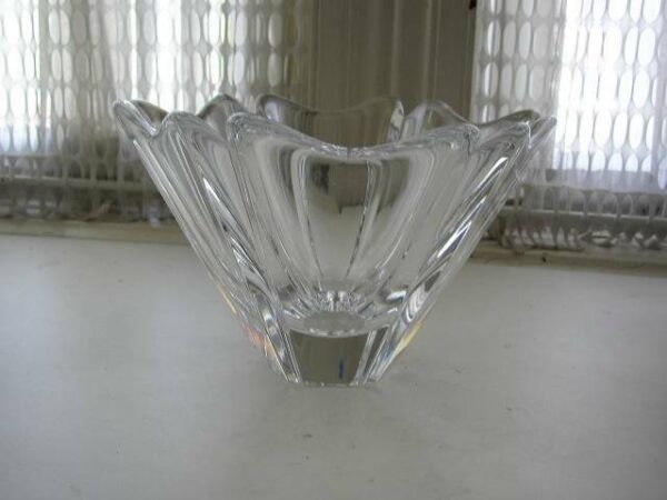 Vintage, Orrefors of Sweden, Large 6in x 8in Floral Glass Vase