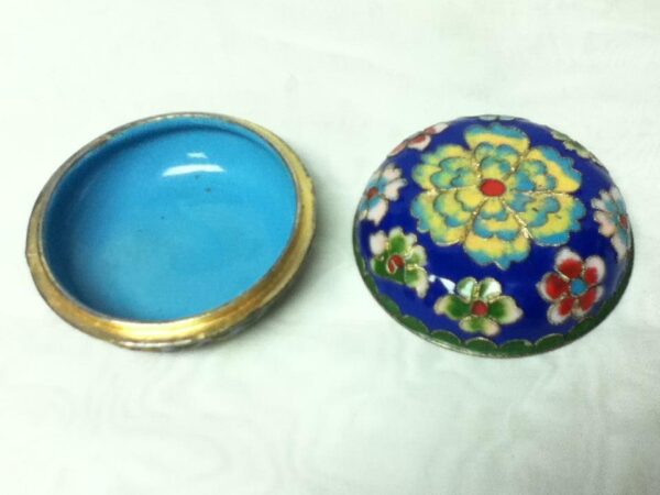 Vintage, Elegant, Enamel, Cloissone Style Round Trinket Box 2.5in x 1.5in