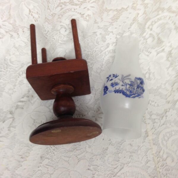 Vintage, 2pc Blue Willow Wooden Candle Table Lamp 10in H x 4.5in sq