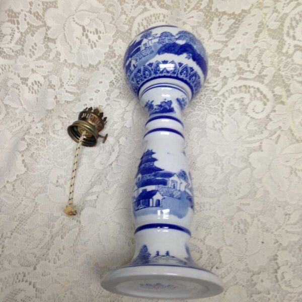 Ironstone, Rare, 11.5in T Variant, Blue Willow Chamber Oil Lamp