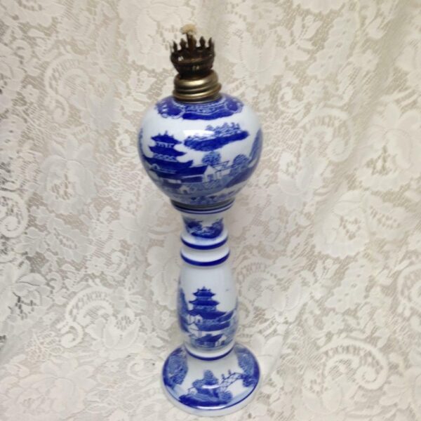 Ironstone, Rare, 11.5in T Variant, Blue Willow Chamber Oil Lamp