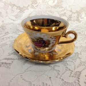 Vintage Rare, Gloria, Germany, Bavaria Gilded 2pc Cups and Saucers (B)