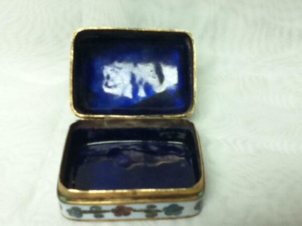 Vintage Elegant Cloissone Rectangular Hinged Trinket Box 2in x 1.5in x 1.5in (B)