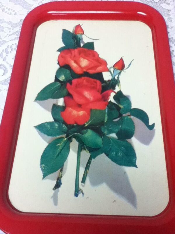 Vintage, Pair of Floral- Red Roses Tin Tray 15in x 9in