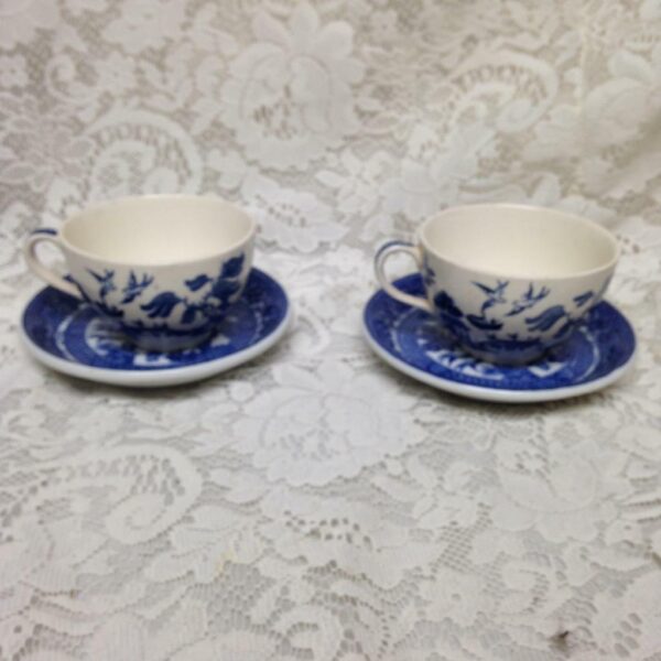 Vintage, England, Blue Willow 4pc Cups and Saucers