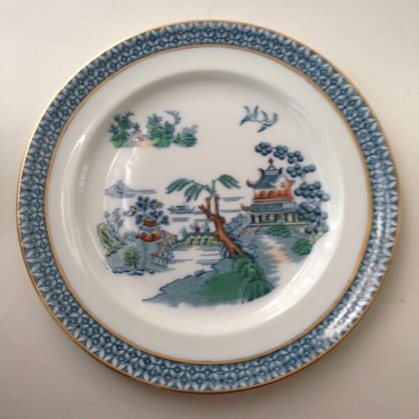 Woods & Son, Pekin Royal Gaudy Blue Willow 9in Dinner Plate