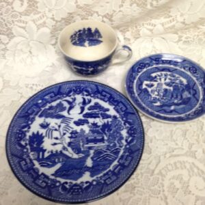 Vintage, Blue Willow Trio Set, Cup, Saucer and Luncheon Plate