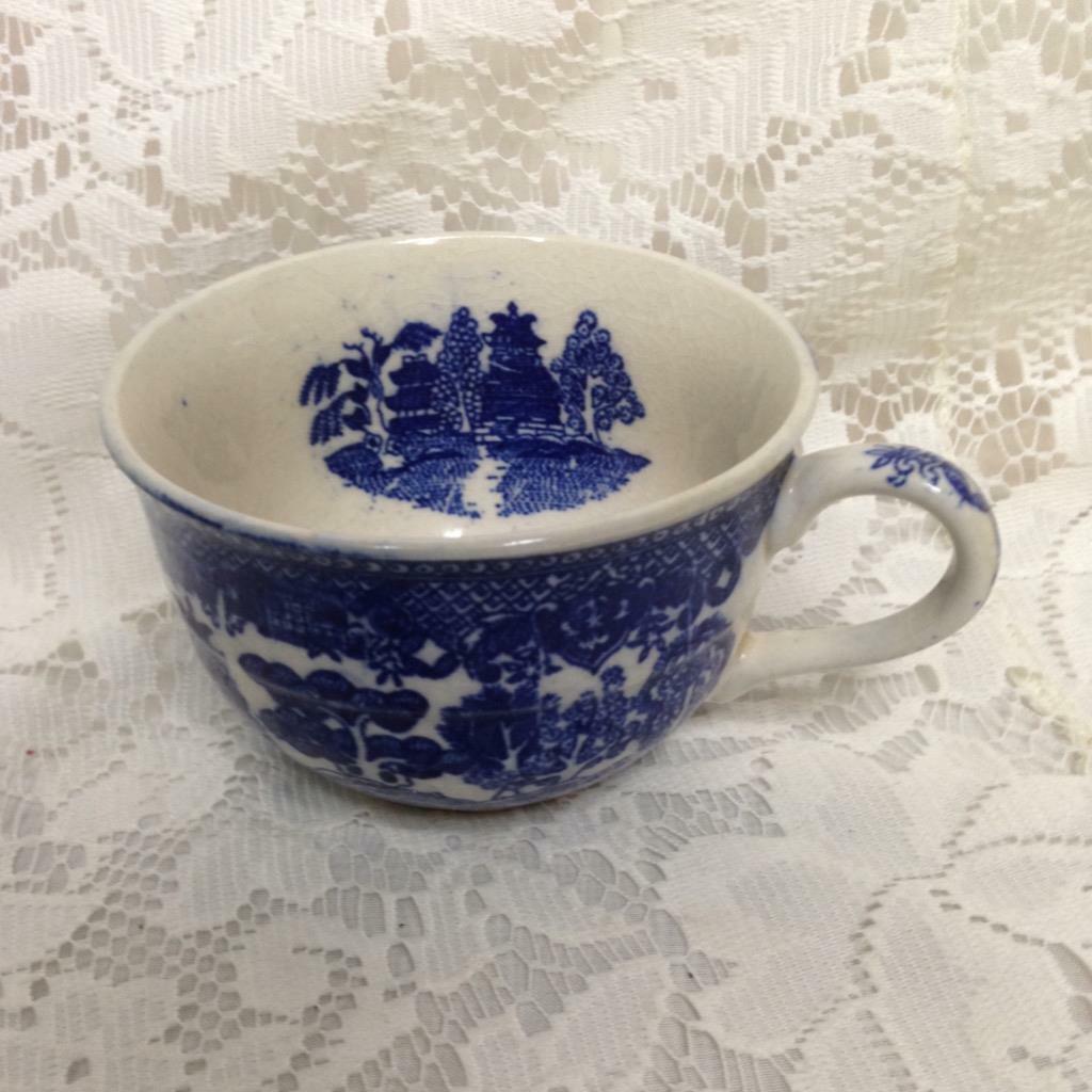 Vintage, Blue Willow Trio Set, Cup, Saucer and Luncheon Plate