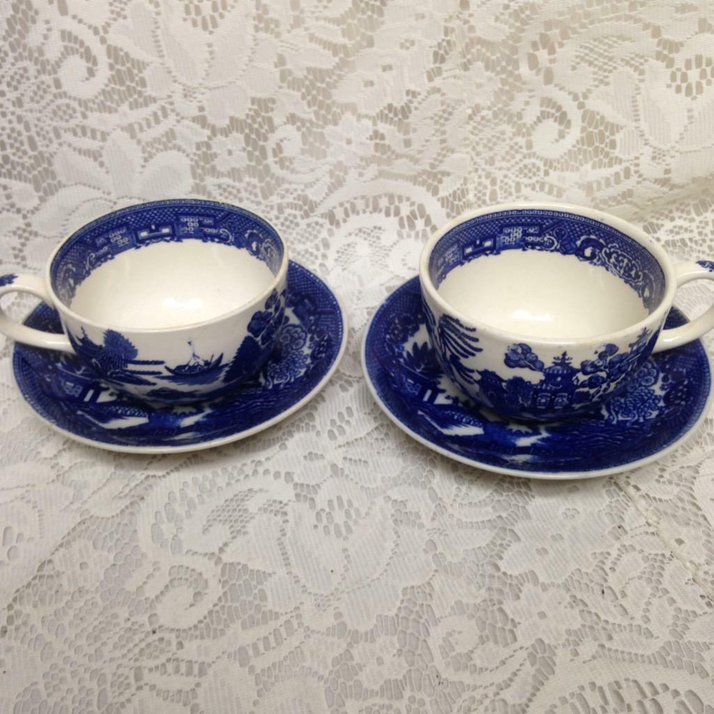 Vintage, Occupied Japan, Blue Willow 4pc Cups and Saucers (B)