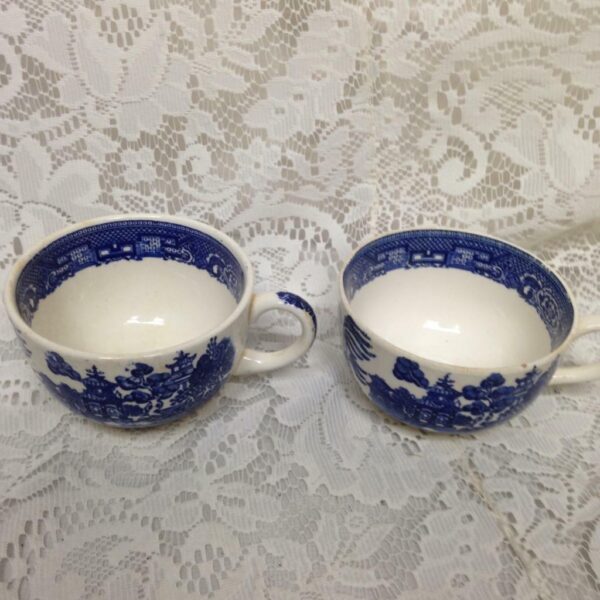 Vintage, Occupied Japan, Blue Willow 4pc Cups and Saucers (B)