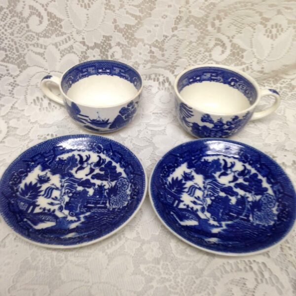 Vintage, Occupied Japan, Blue Willow 4pc Cups and Saucers (B)