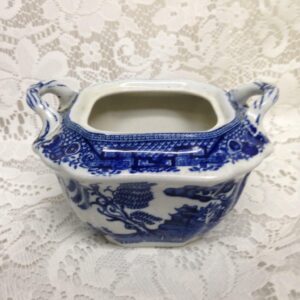 Vintage, Bakewell Bros., England Blue Willow Sugar Bowl 3.5in H x 5.5in Sq