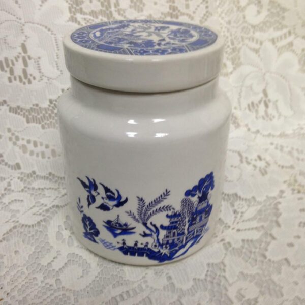 Vintage, Price Kensington, England Blue Willow Sugar Canister w/ Lid 5in x 4in